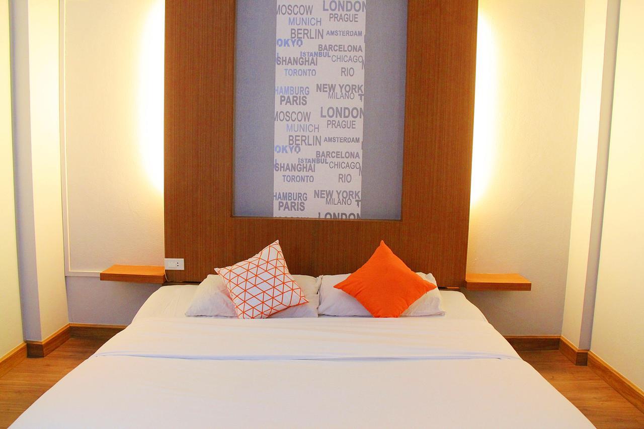 โรงแรมเรือนทิพย์ เชียงราย Ruean Tip Hotel Zewnętrze zdjęcie