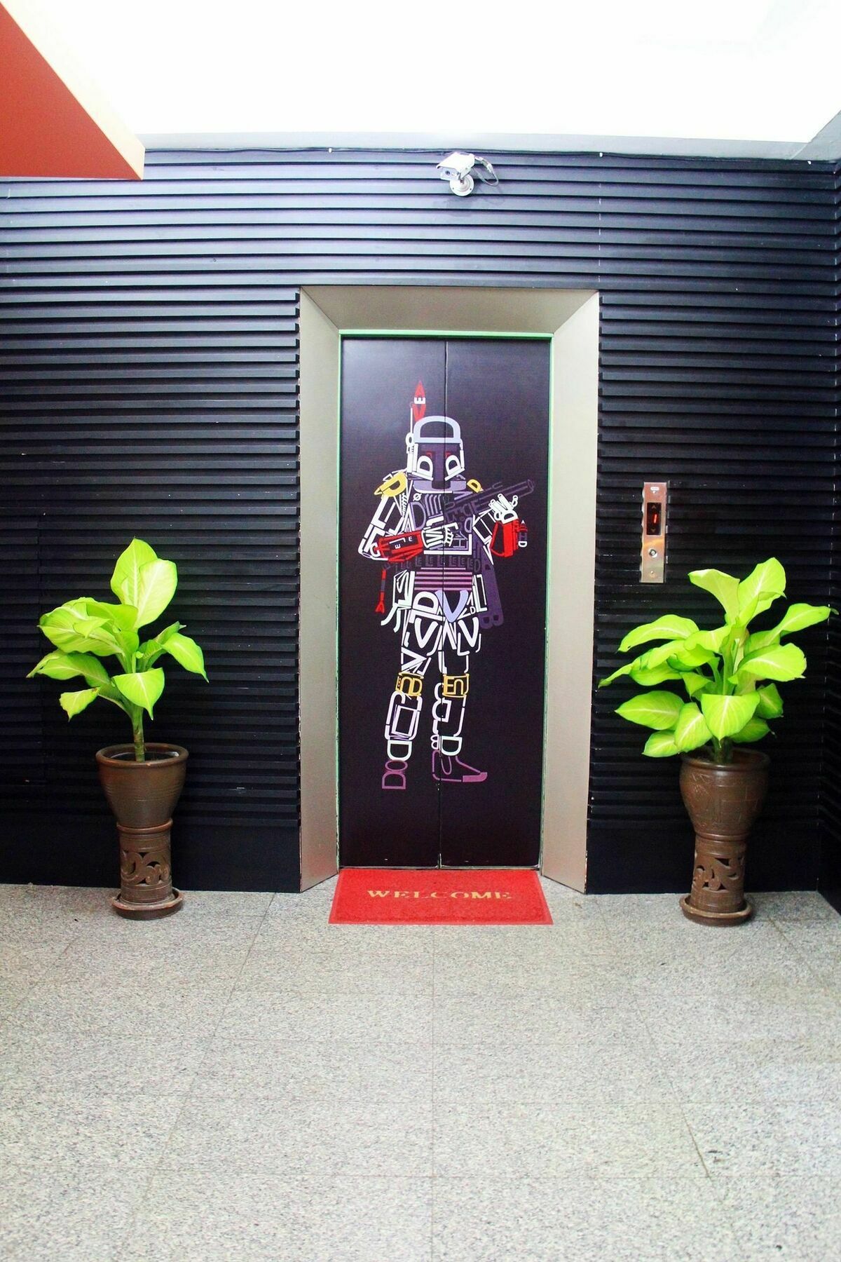 โรงแรมเรือนทิพย์ เชียงราย Ruean Tip Hotel Zewnętrze zdjęcie
