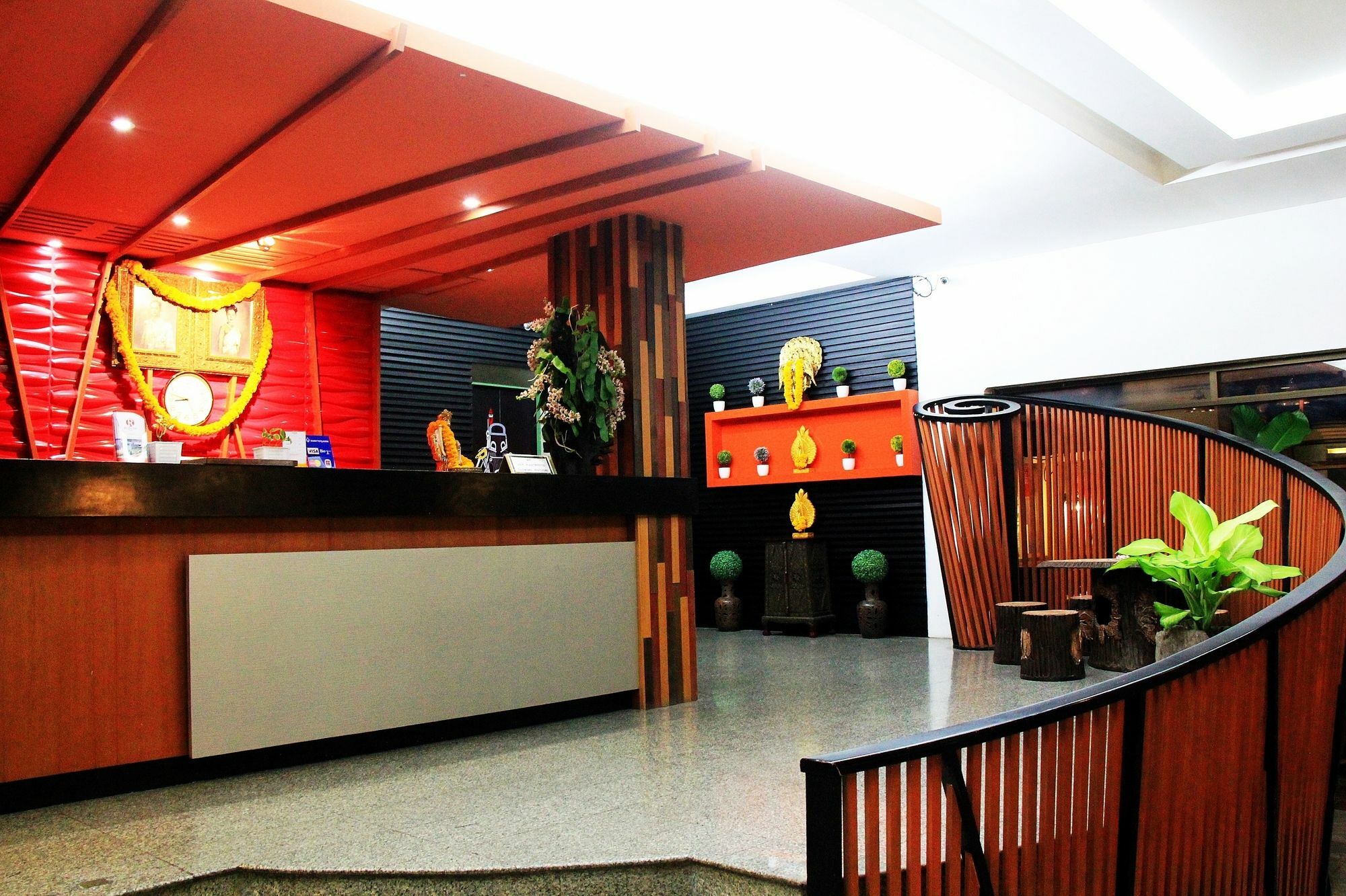 โรงแรมเรือนทิพย์ เชียงราย Ruean Tip Hotel Zewnętrze zdjęcie