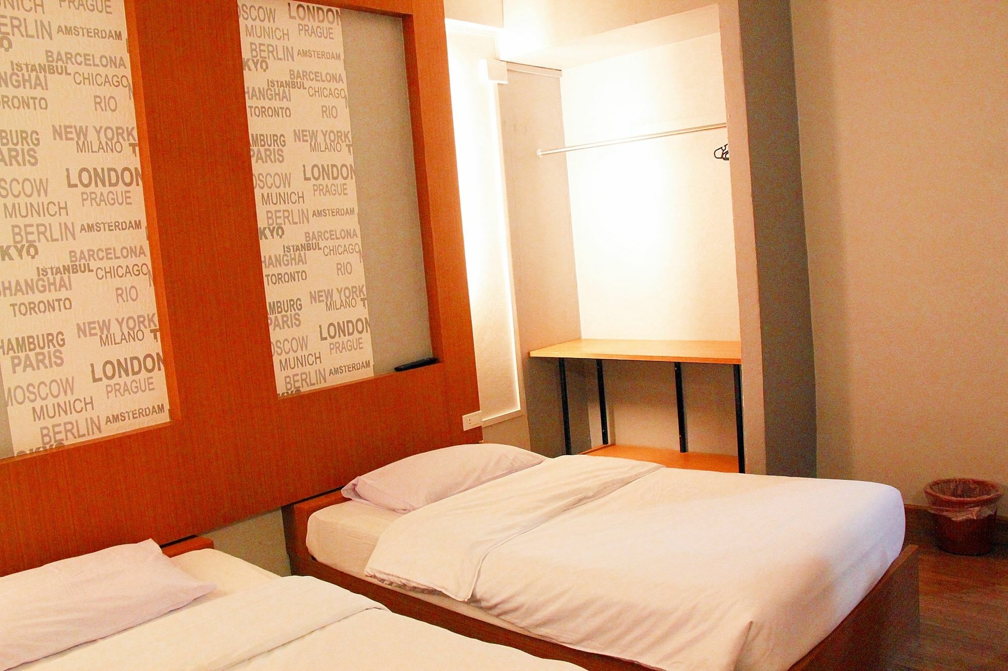 โรงแรมเรือนทิพย์ เชียงราย Ruean Tip Hotel Zewnętrze zdjęcie