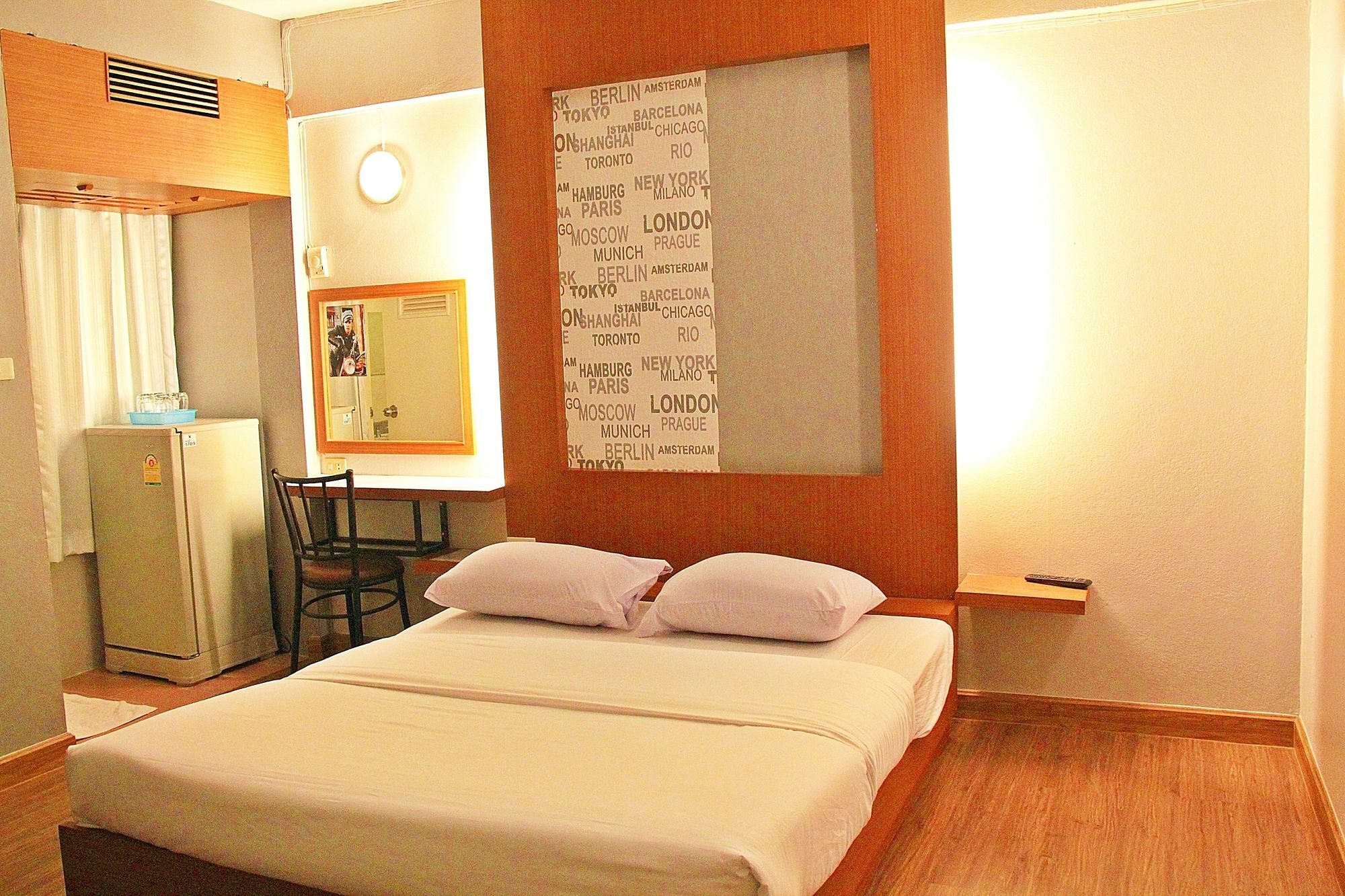 โรงแรมเรือนทิพย์ เชียงราย Ruean Tip Hotel Zewnętrze zdjęcie